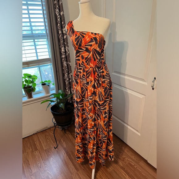 🧡 Nine West one shoulder maxi dress. Size Medium. Like new! Worn once. 🧡 - Picture 1 of 9